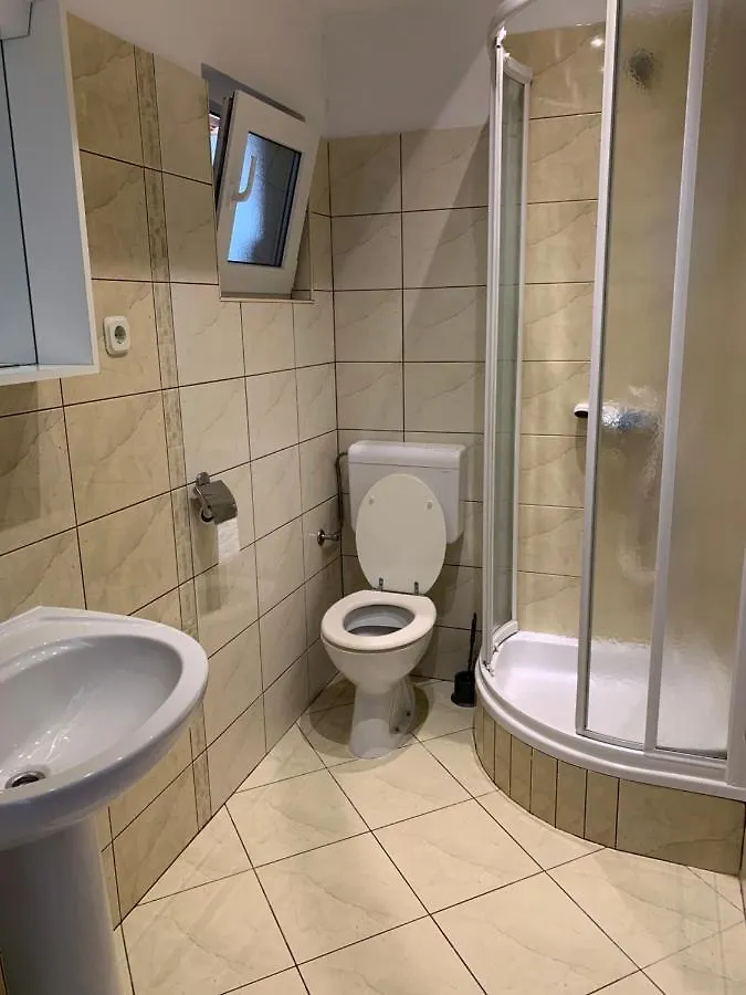 Apartment For 6 Persons Direct Seaside, Ground Floor Ljubac   Ljubac (Zadar)