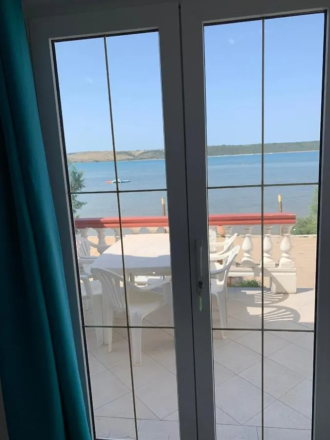 Apartment For 6 Persons Direct Seaside, Ground Floor Ljubac