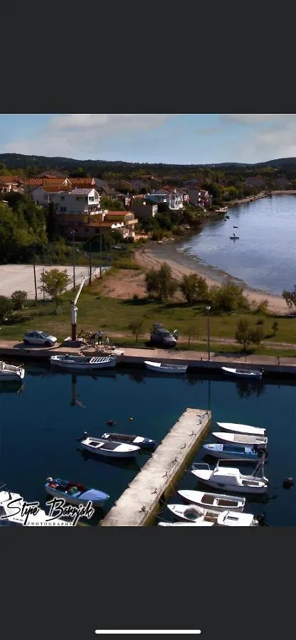Apartment For 6 Persons Direct Seaside, Ground Floor Ljubac