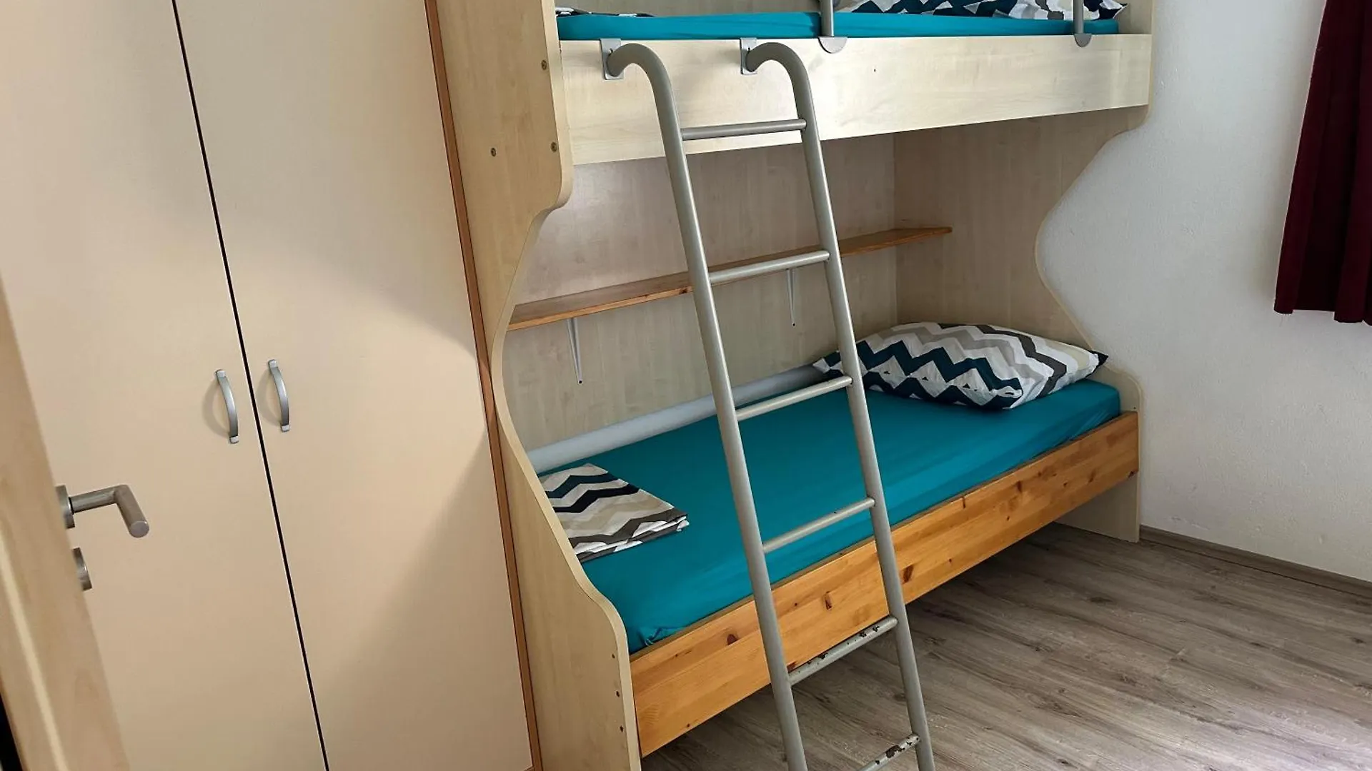 Apartment For 6 Persons Direct Seaside, Ground Floor Ljubac